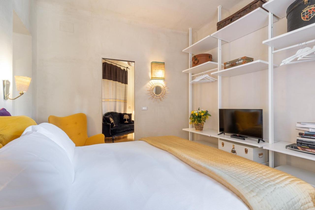 Rome As You Feel - Torre Argentina Art Apartment Extérieur photo